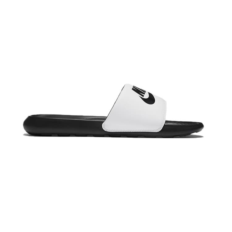 Пляжне взуття чоловіче Nike NIKE VICTORI ONE SLIDE біле CN9675-005