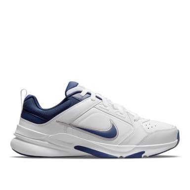 Кроссовки мужские Nike M DEFYALLDAY белые DJ1196-100