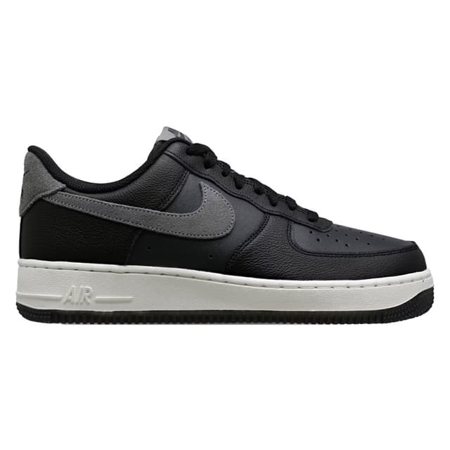 Кросівки чоловічі Nike AIR FORCE 1 07 LV8 чорні FJ4170-004
