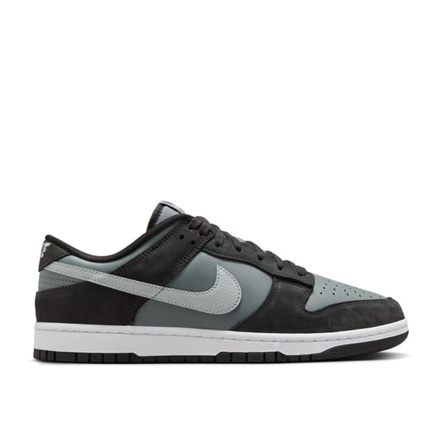 Кросівки чоловічі Nike NIKE DUNK LOW сірі IB3079-001