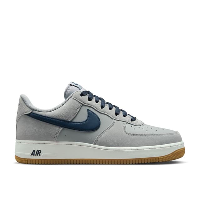 Кросівки чоловічі Nike AIR FORCE 1 '07 LV8 1 сірі IB6388-003