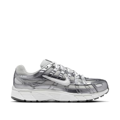 Кросівки жіночі Nike P-6000 сірі IO3496-001