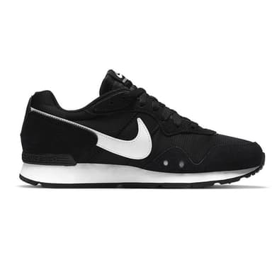 Кроссовки женские Nike Venture Runner Women's Shoe черные CK2948-001