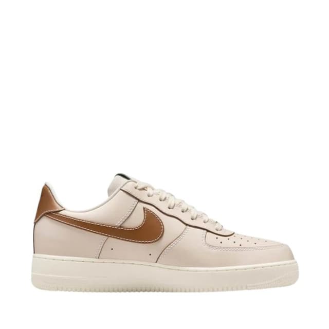 Кросівки чоловічі Nike AIR FORCE 1 07 кремові IB8865-221