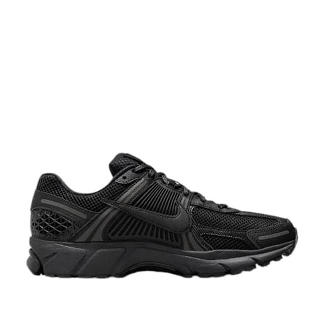 Кросівки чоловічі Nike NIKE ZOOM VOMERO 5 чорні BV1358-003