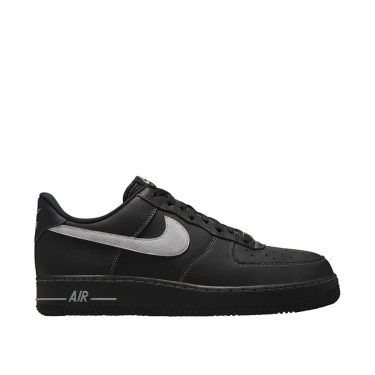 Кросівки чоловічі Nike AIR FORCE 1 07 LV8 чорні HQ2037-006