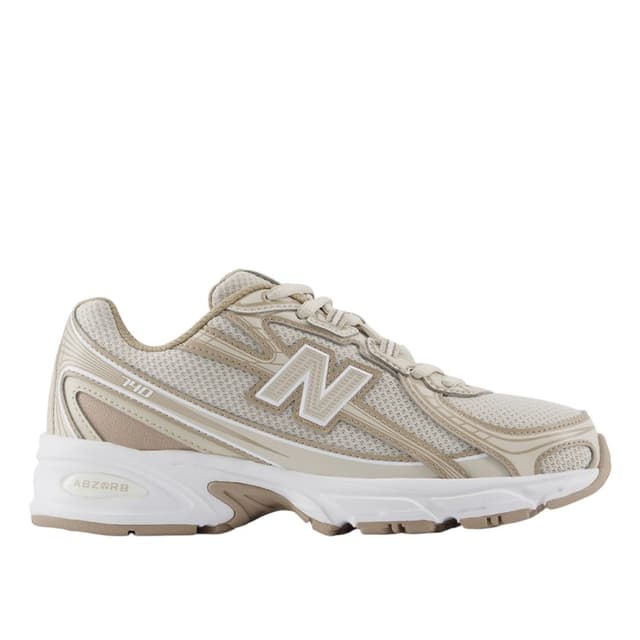 Кроссовки женские New Balance 740 бежевые G740543