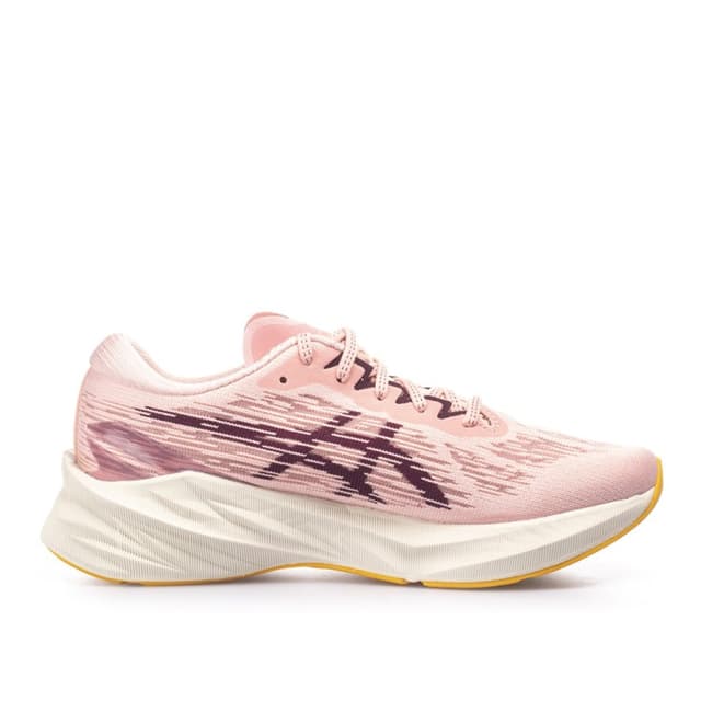 Кроссовки женские Asics Novablast 3 розовые 1012B288-700