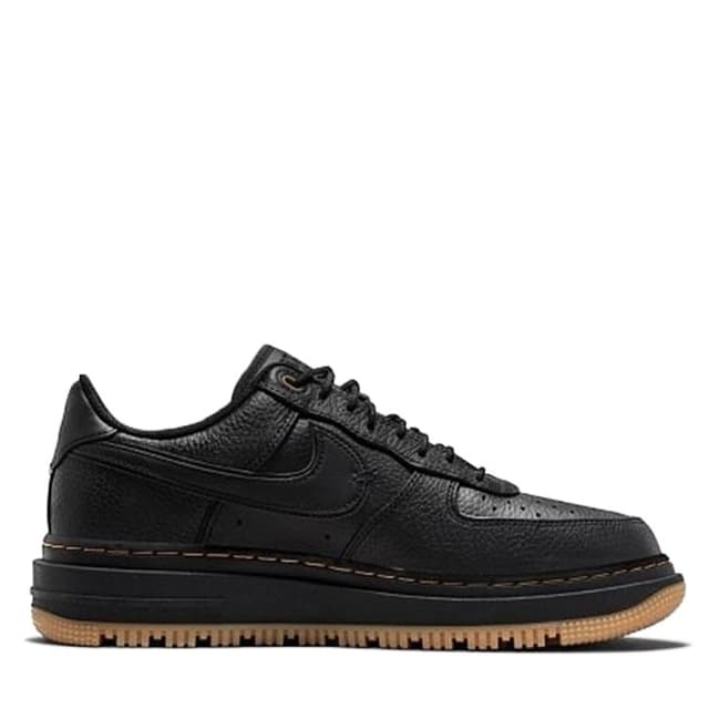 Кросівки чоловічі Nike AIR FORCE 1 LUXE чорні DB4109-001